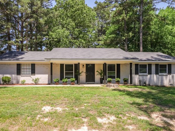 14028 Sardis Rd, Shannon Hills, AR 72103