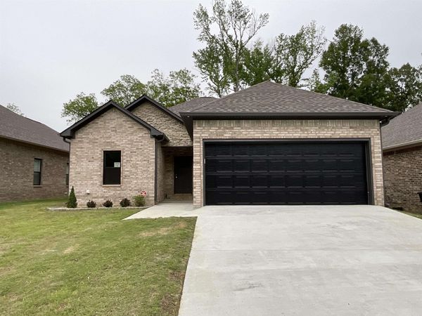 1005 N Jeff Davis Avenue , Jacksonville, AR 72076