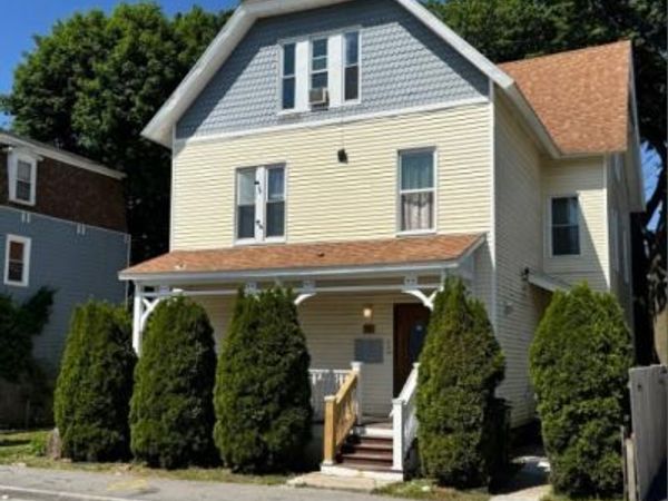 15 Russell St, Worcester, MA 01609