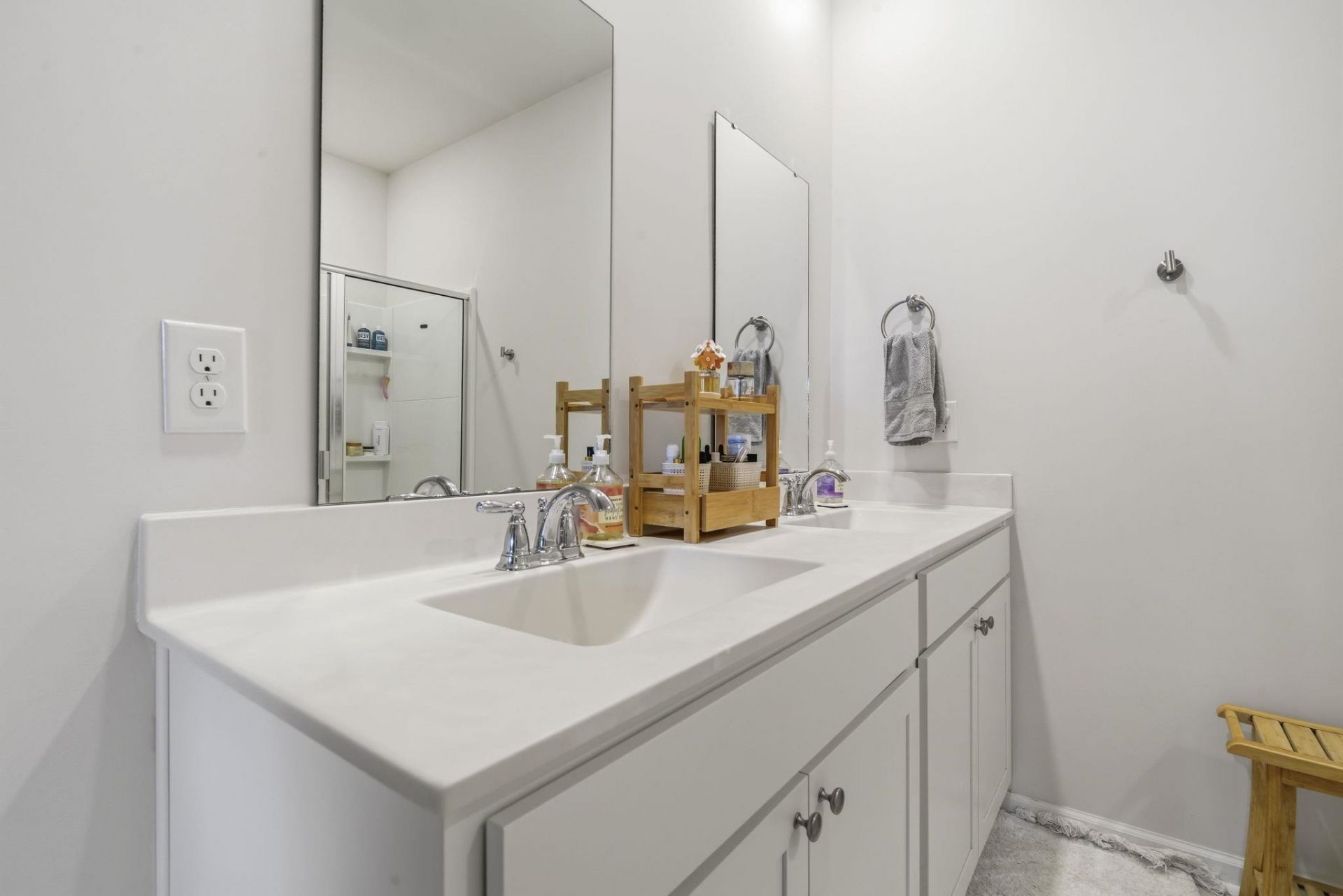 1173 Sennema Circle  Photo 19