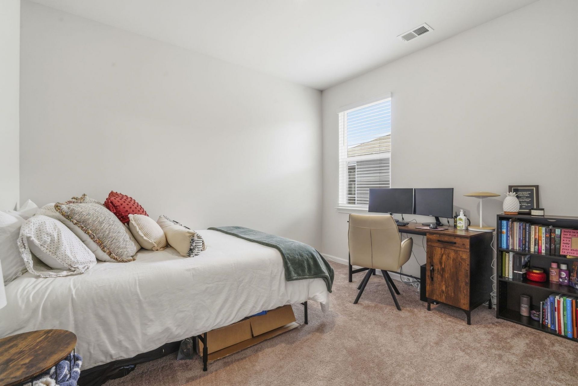 1173 Sennema Circle  Photo 23