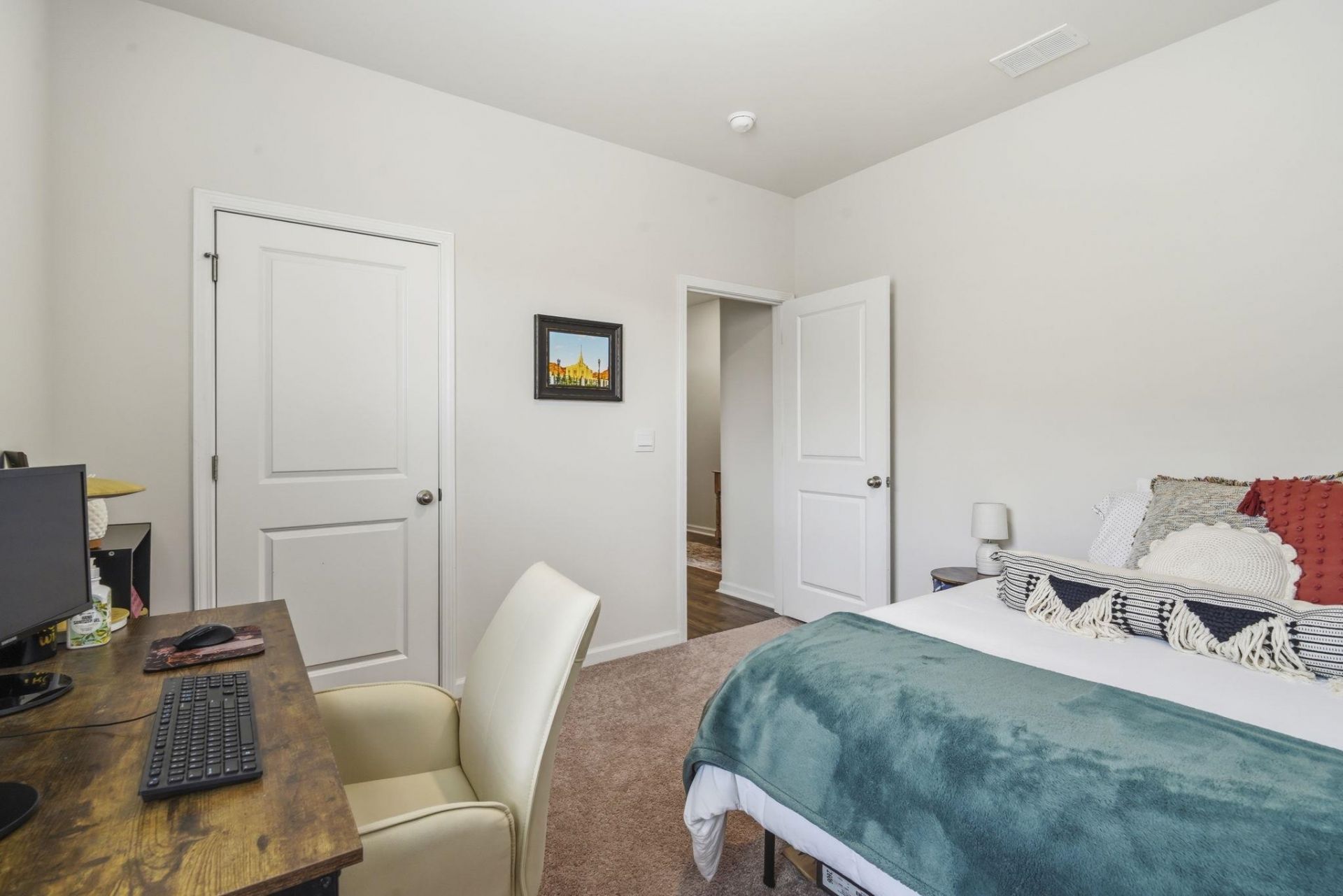 1173 Sennema Circle  Photo 24