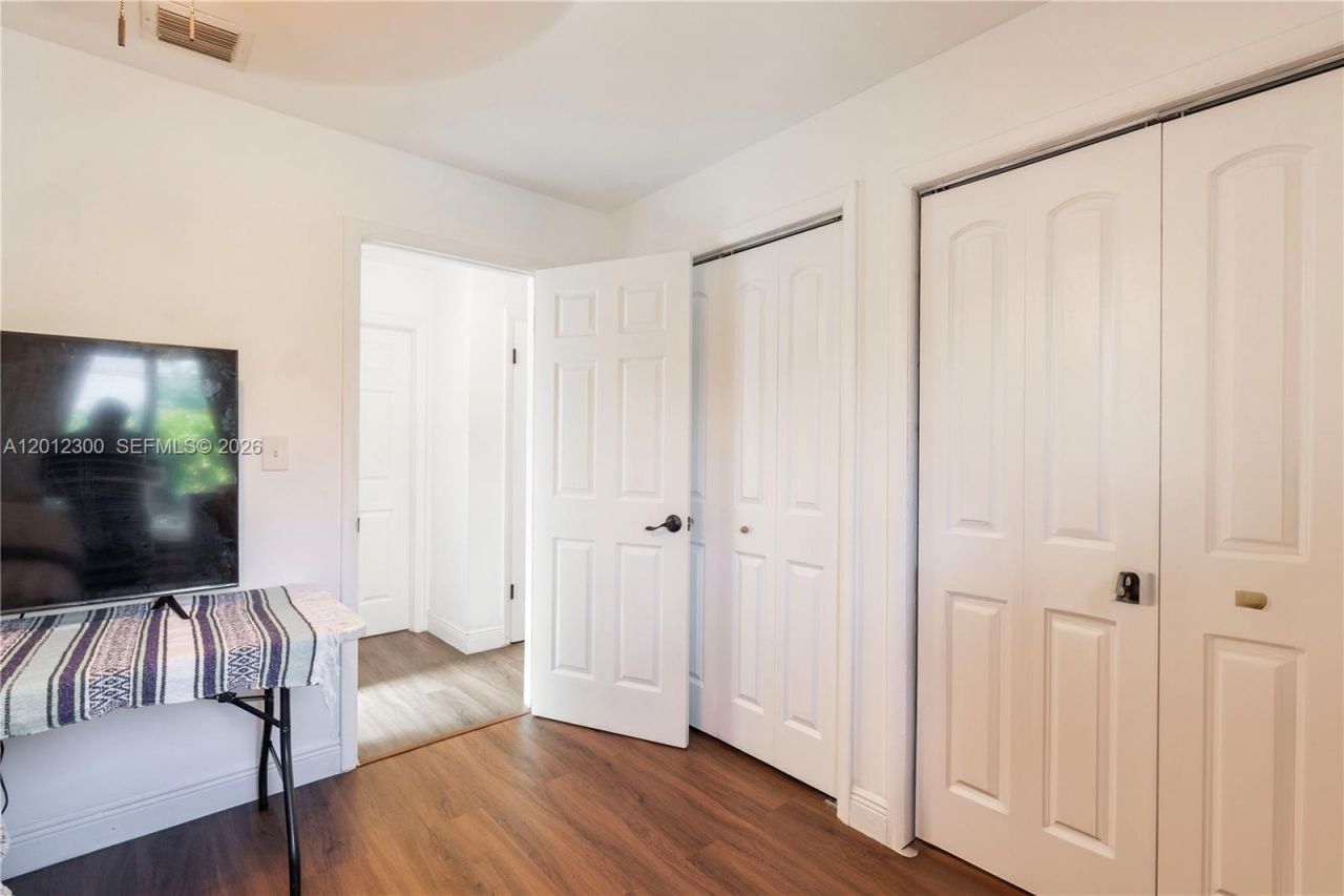 6451 Pershing St, Hollywood, FL 33024 Photo