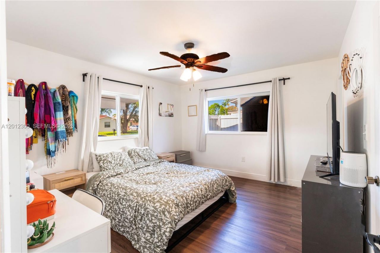 6451 Pershing St, Hollywood, FL 33024 Photo