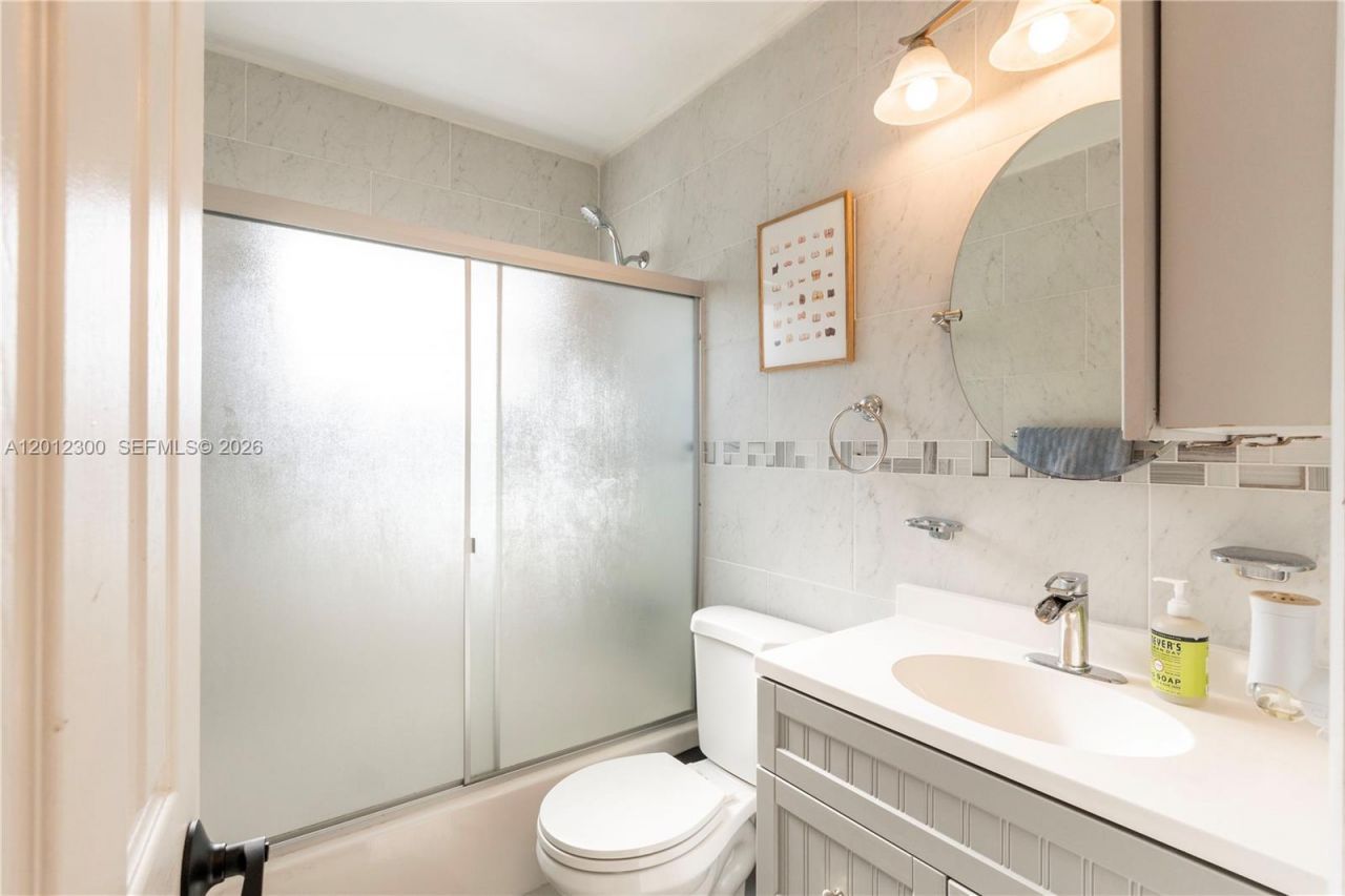 6451 Pershing St, Hollywood, FL 33024 Photo