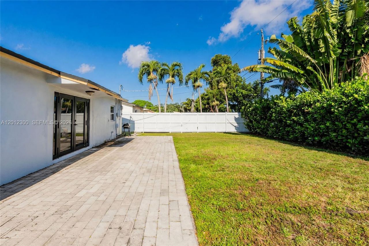 6451 Pershing St, Hollywood, FL 33024 Photo