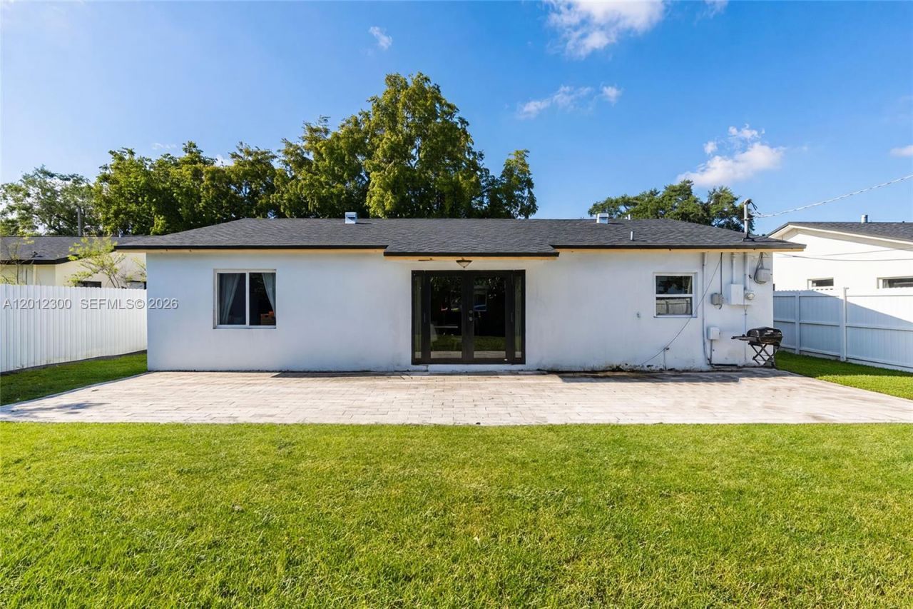 6451 Pershing St, Hollywood, FL 33024 Photo