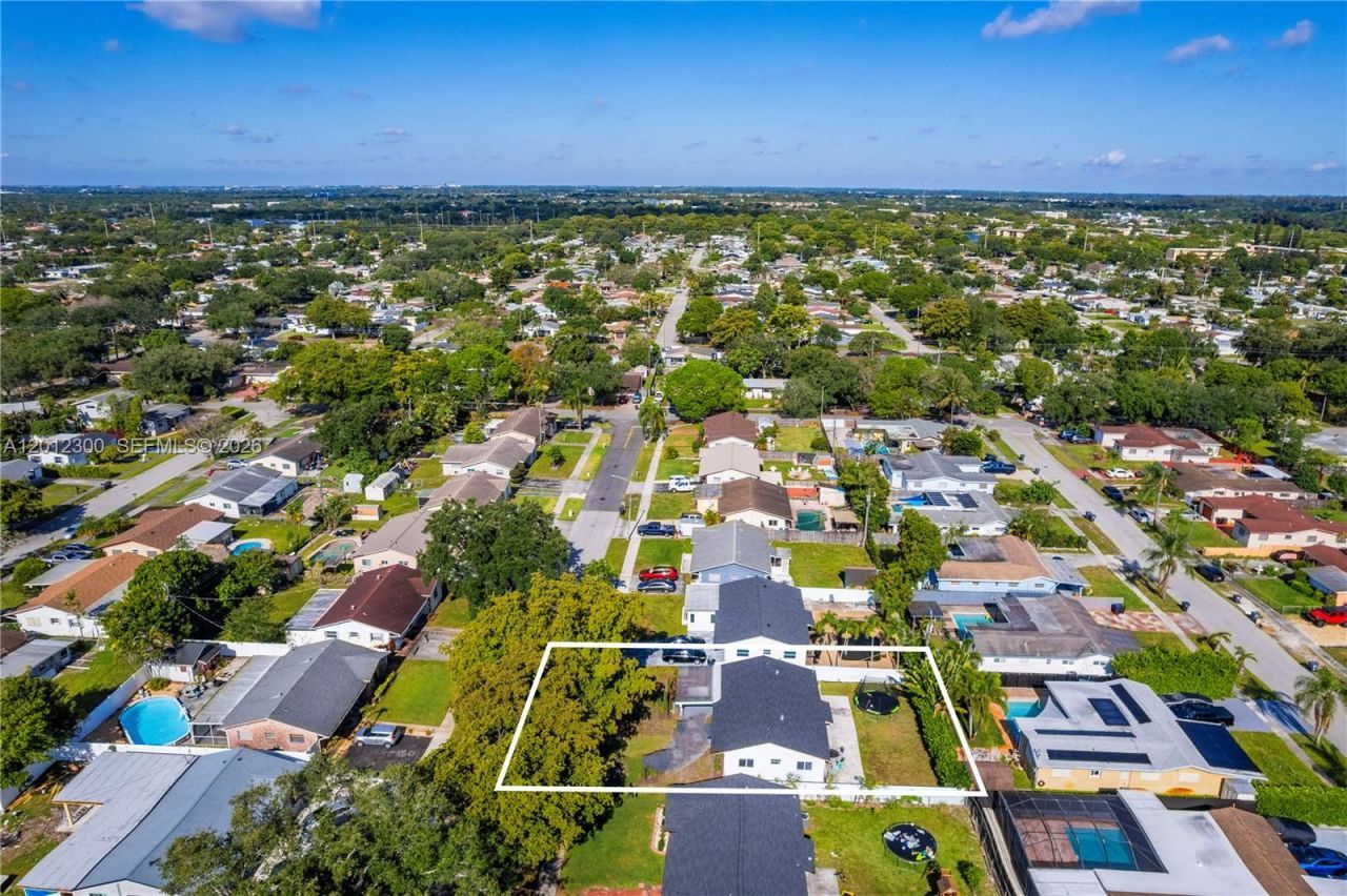 6451 Pershing St, Hollywood, FL 33024 Photo