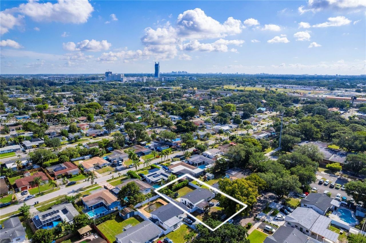 6451 Pershing St, Hollywood, FL 33024 Photo