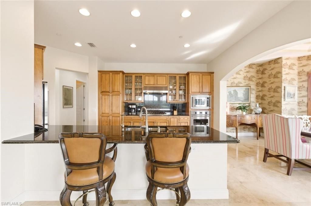 2538 Marquesa Royale Ln, Unit PH 5-301, Naples, FL 34109 Photo