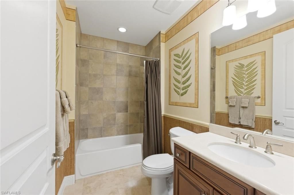 2538 Marquesa Royale Ln, Unit PH 5-301, Naples, FL 34109 Photo