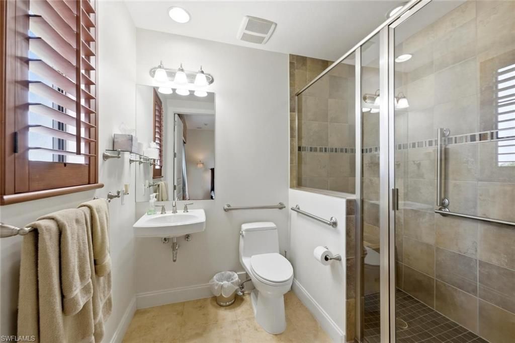2538 Marquesa Royale Ln, Unit PH 5-301, Naples, FL 34109 Photo