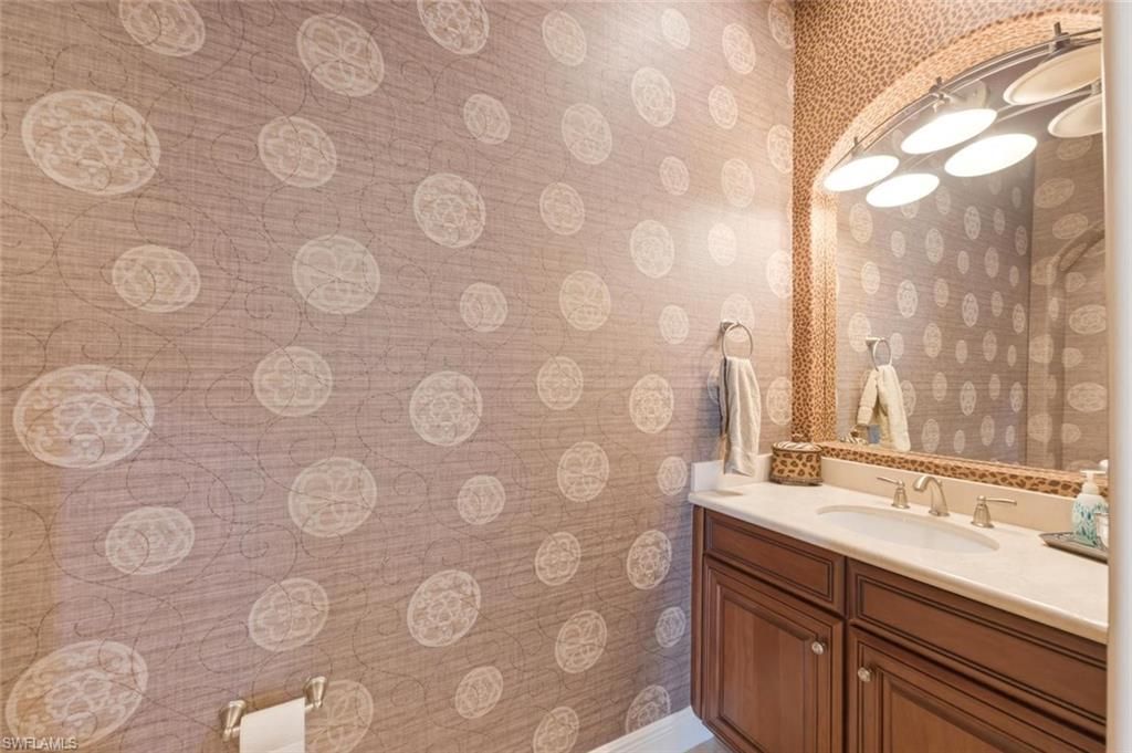2538 Marquesa Royale Ln, Unit PH 5-301, Naples, FL 34109 Photo