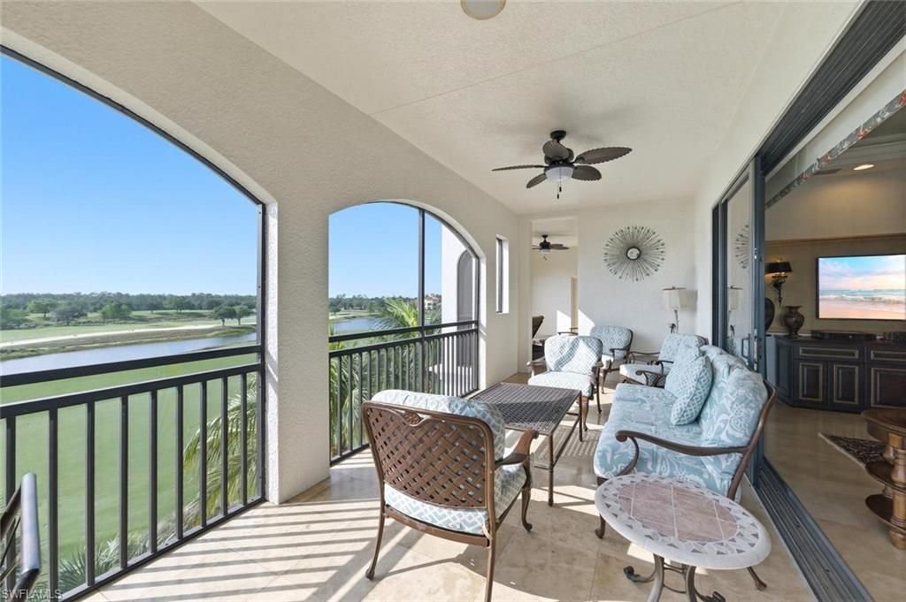 2538 Marquesa Royale Ln, Unit PH 5-301, Naples, FL 34109 Photo