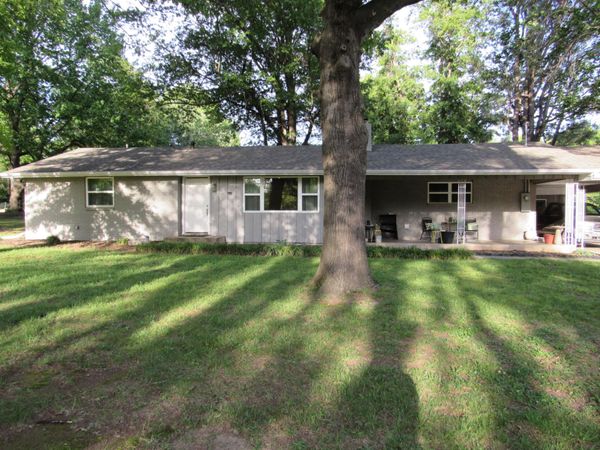 1101 13th Street, Monett, MO 65708