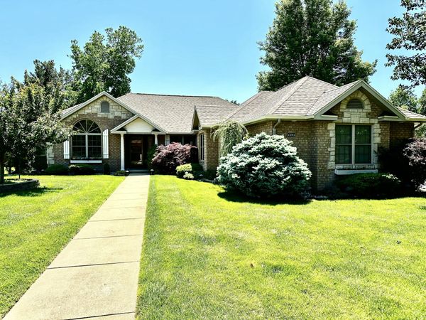 2282 W Camino Alto Street , Springfield, MO 65810