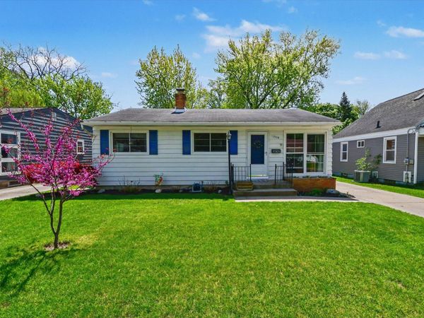 1228 Griswold Street SE, Grand Rapids, MI 49507