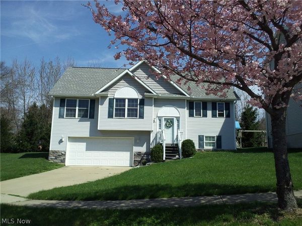 1231 Honodle Avenue , Akron, OH 44305