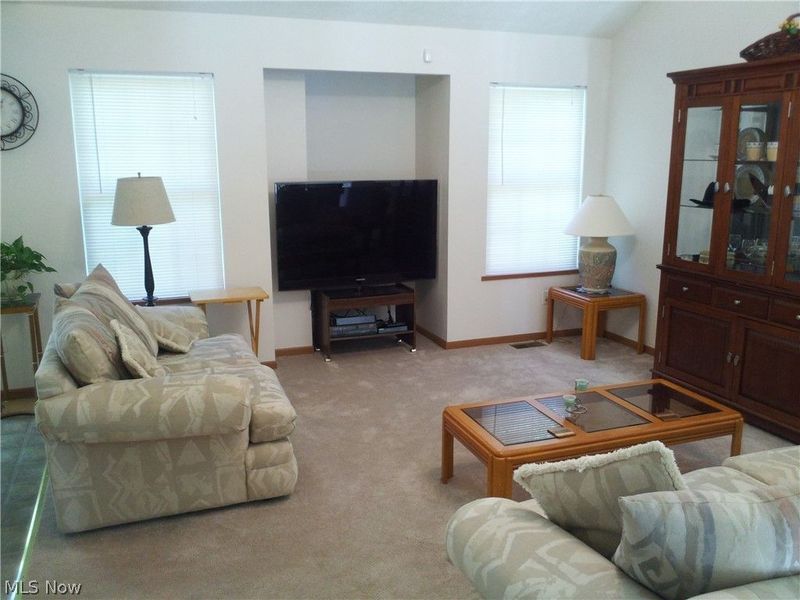 1231 Honodle Avenue, Akron, OH 44305 Photo 2