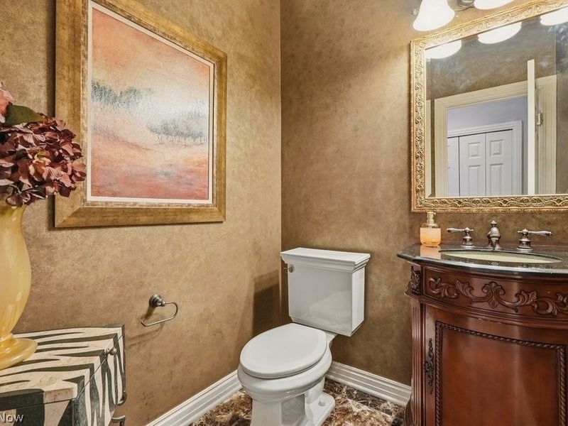 7312 Stockwood Drive, Solon, OH 44139 Photo 20