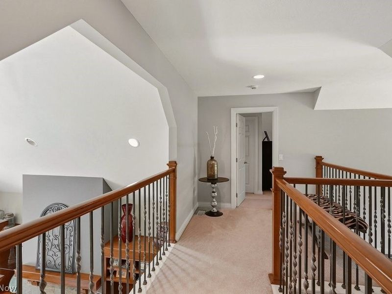 7312 Stockwood Drive, Solon, OH 44139 Photo 34