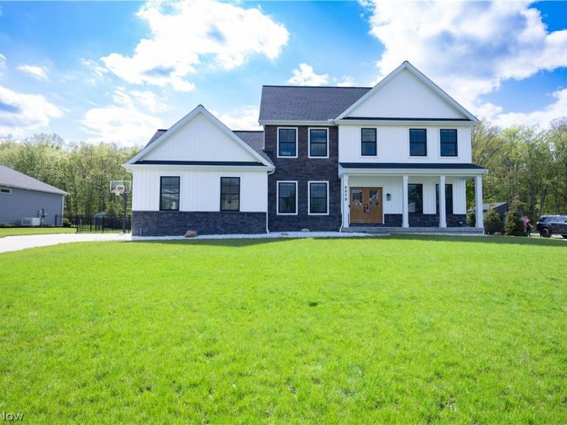 9978 Jayna Lane, Columbia Station, OH 44028 Photo 1