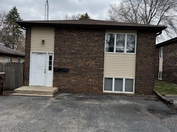 1809 E Washington Street , Unit 2, Joliet, IL 60433