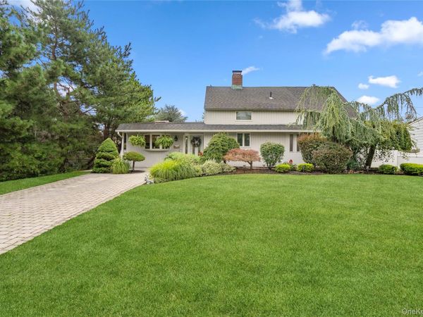 55 Duckpond Drive N, Wantagh, NY 11793