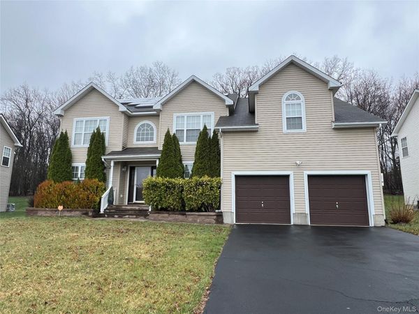 10 Johanna Drive , Newburgh, NY 12550