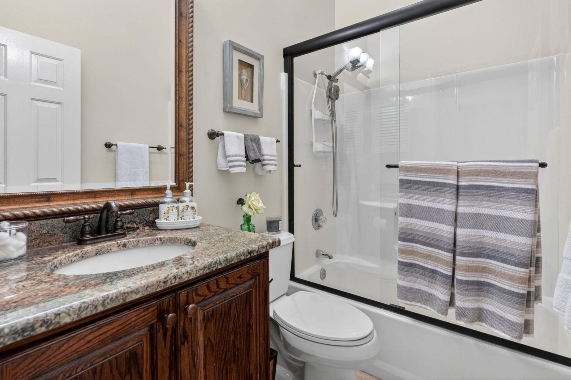 100 Carrington Dr. Photo 18
