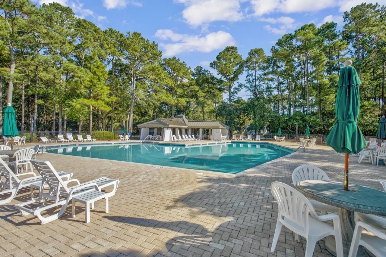 100 Carrington Dr. Photo 25
