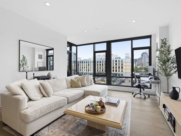 40 Traveler St, Unit 410, Boston, MA 02118