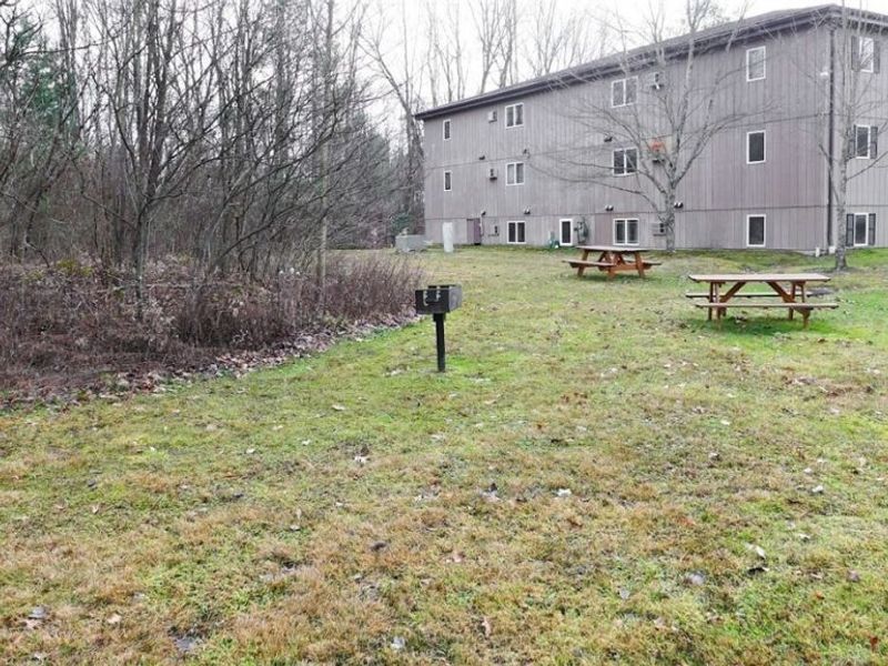 8140 Southwood Drive, Garrettsville, OH 44231 Photo 14