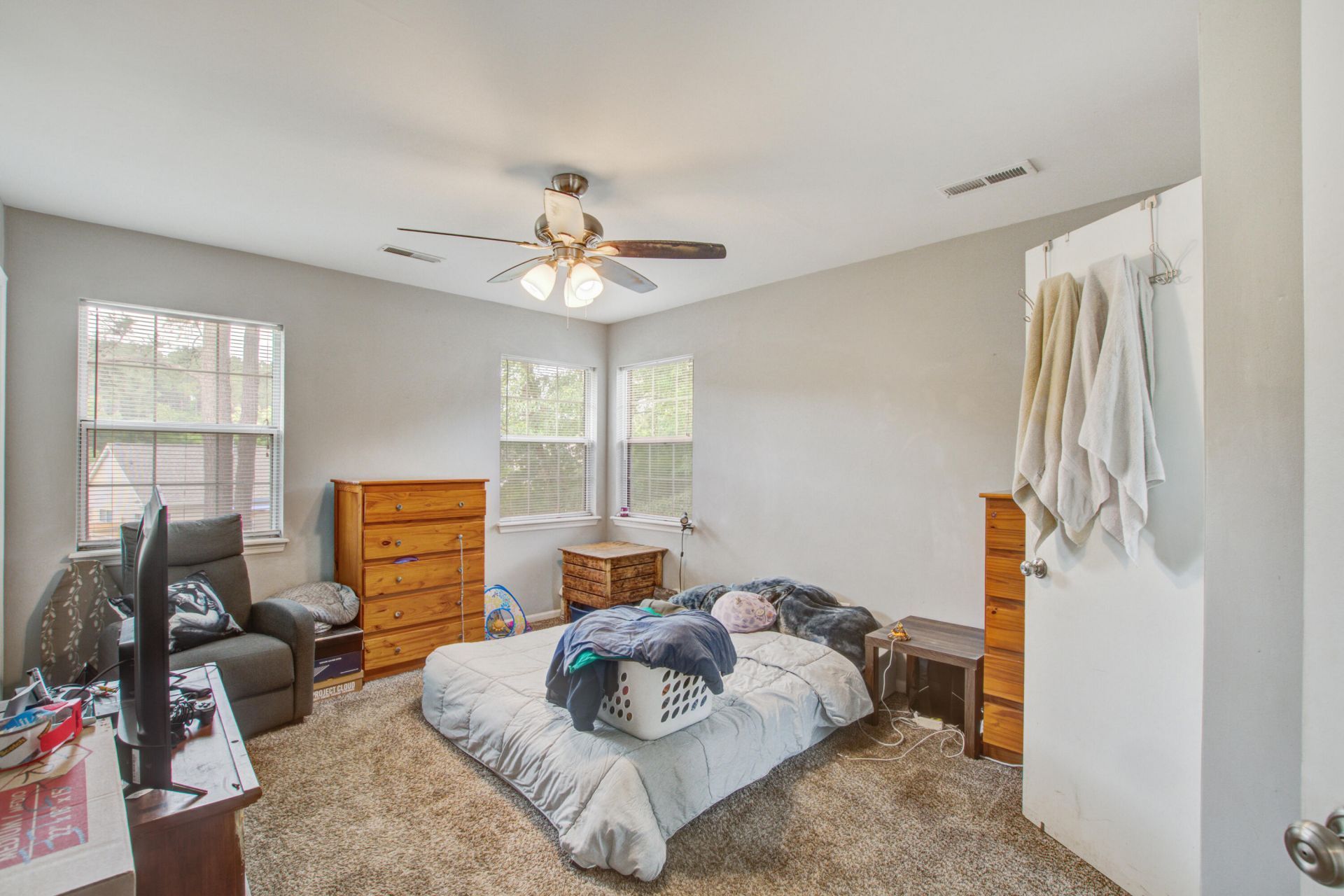 104 Seavington Court Photo 18