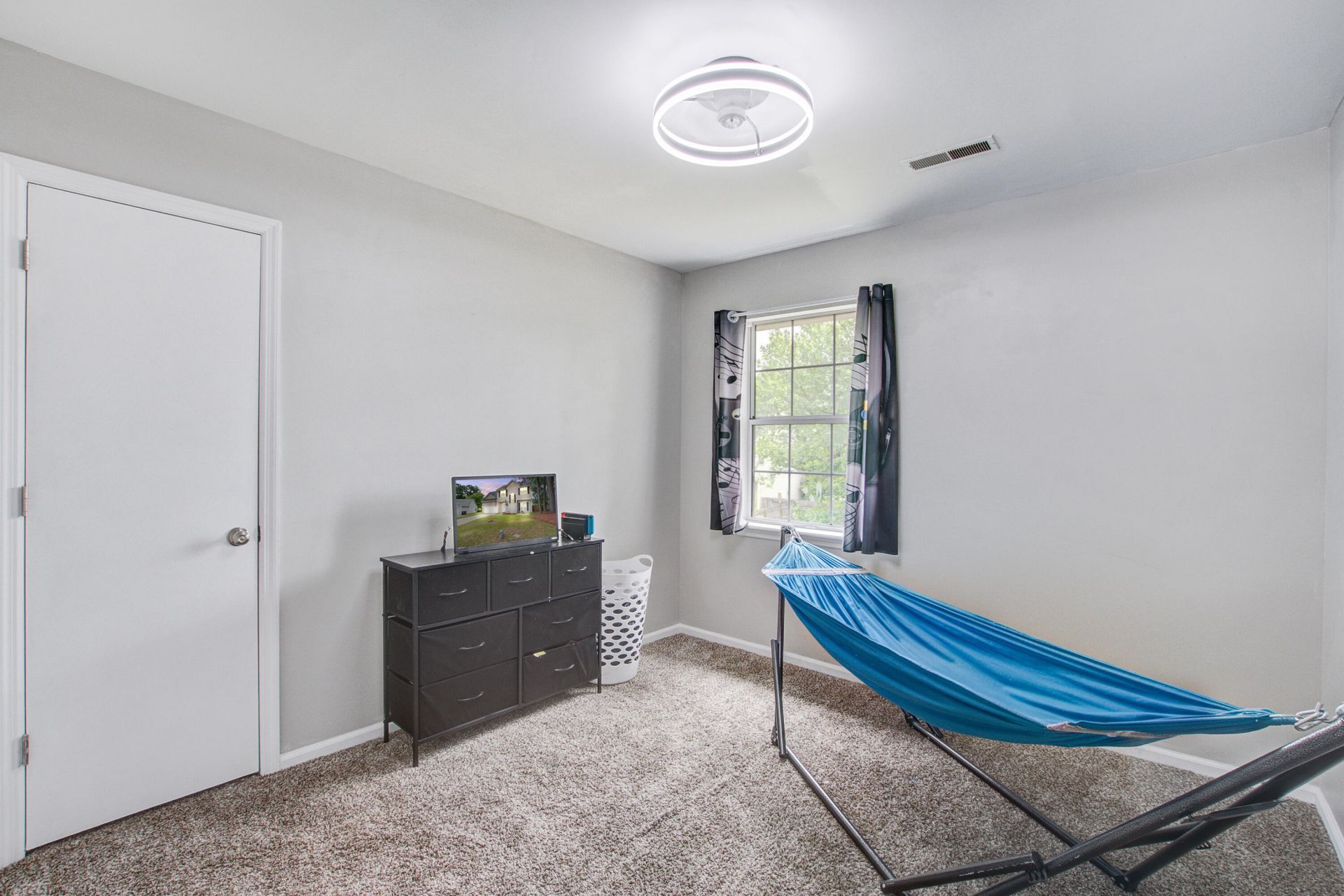 104 Seavington Court Photo 26