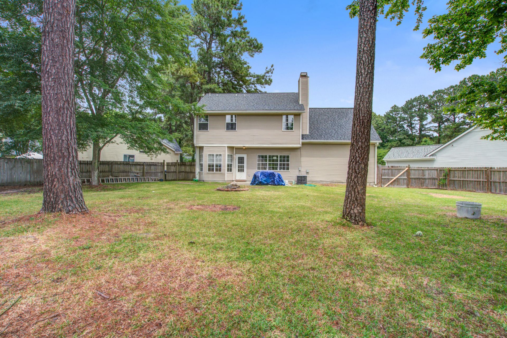 104 Seavington Court Photo 33