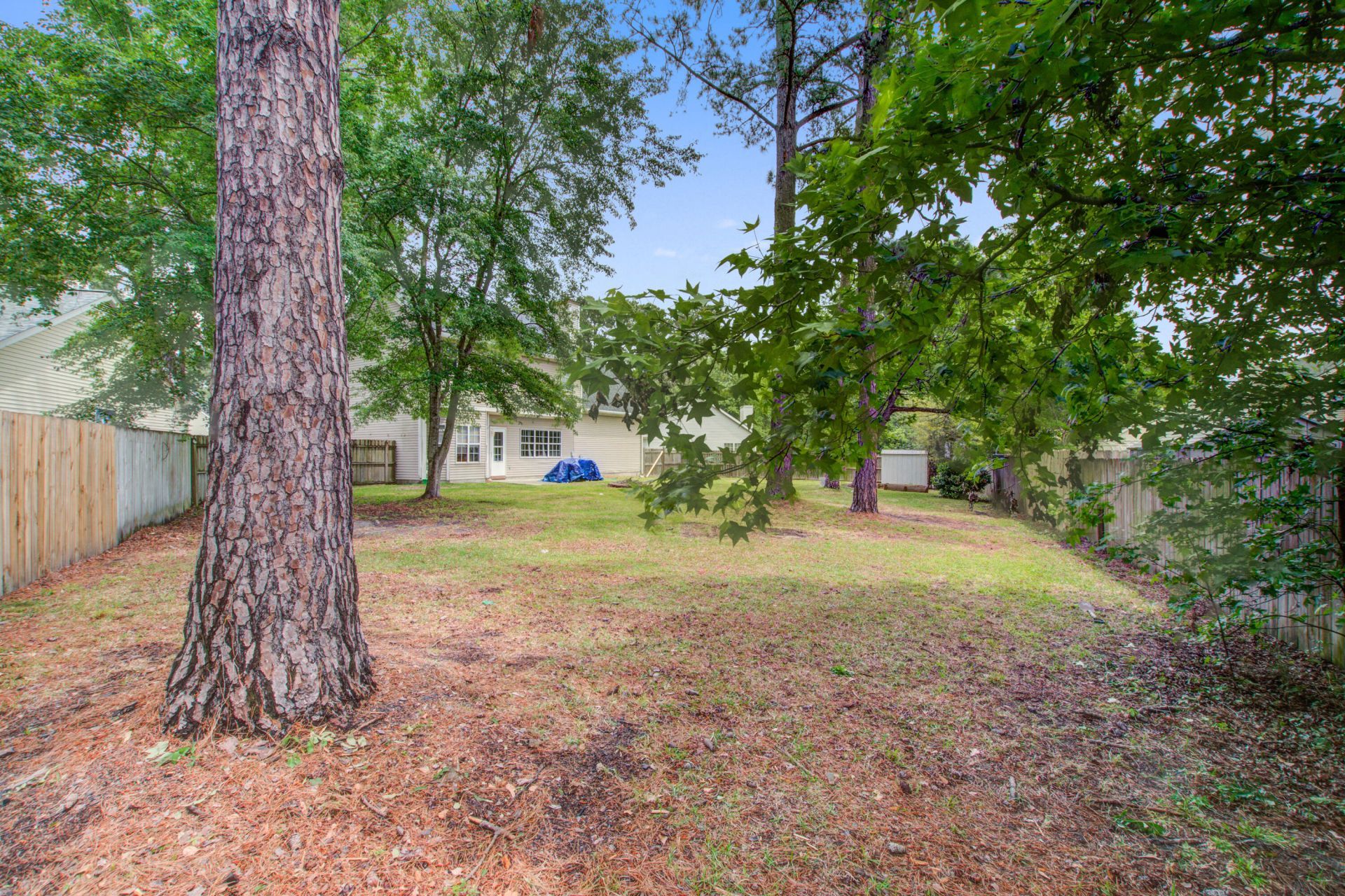 104 Seavington Court Photo 34