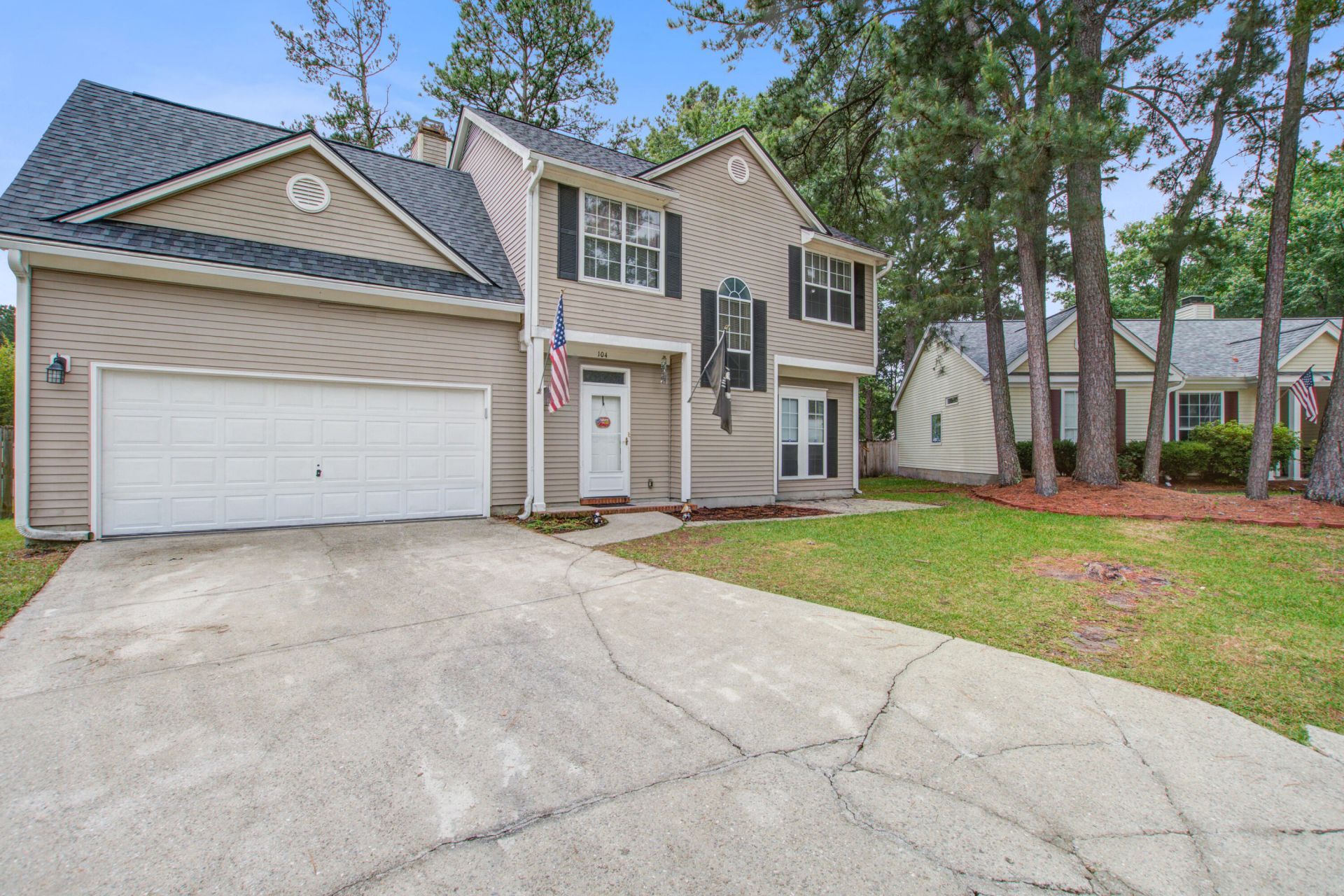 104 Seavington Court Photo 4