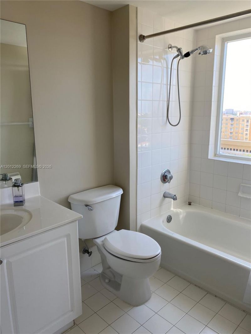 1627 SW 37th Ave , Unit 804, Miami, FL 33145 Photo