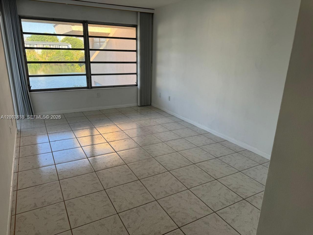 1304 NE 191st St, Unit A329, Miami, FL 33179 Photo