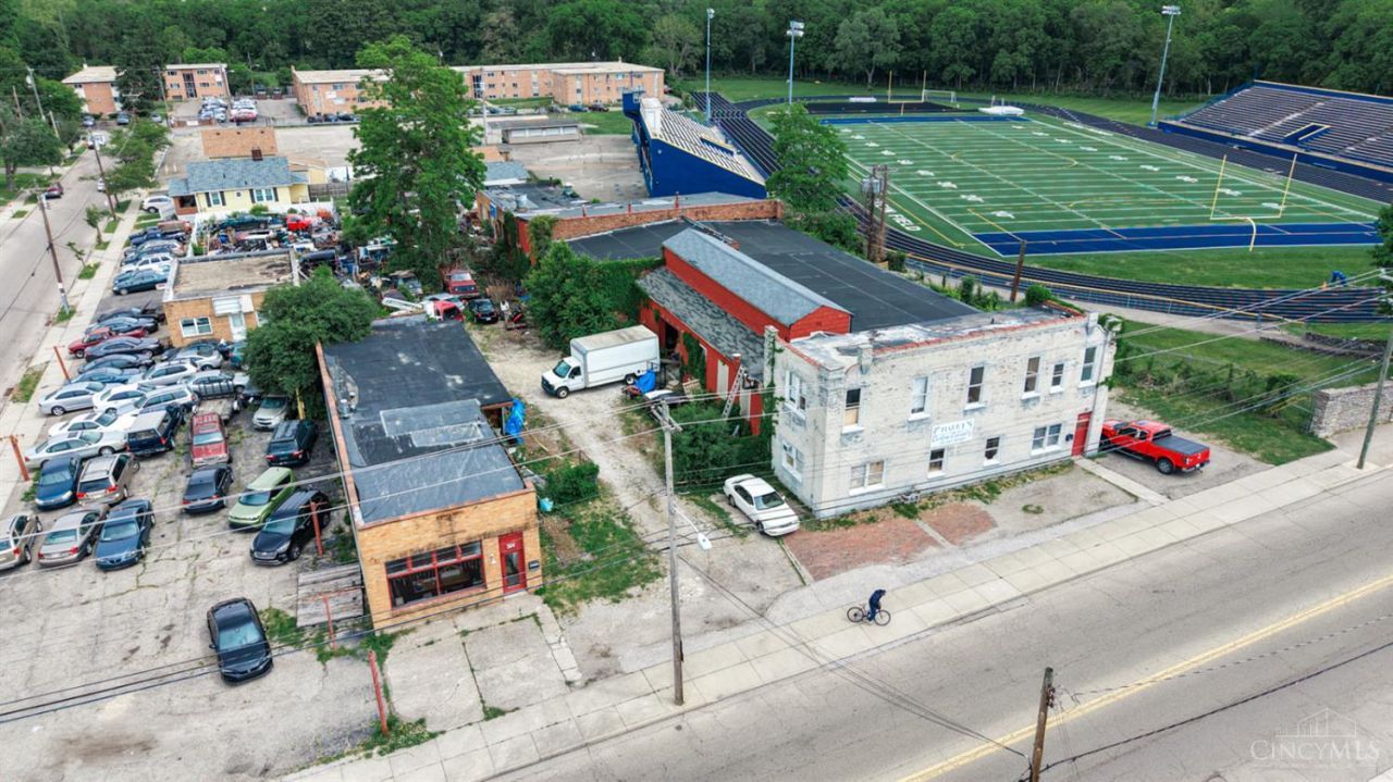 326 W Wyoming Avenue, Lockland, OH 45215 Main Photo