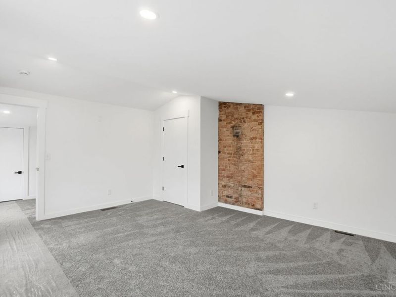 3119 Colerain Avenue, Cincinnati, OH 45225 Photo 38