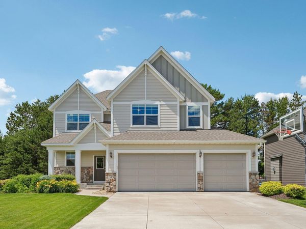1143 Pine Hill Lane, White Bear Twp, MN 55127