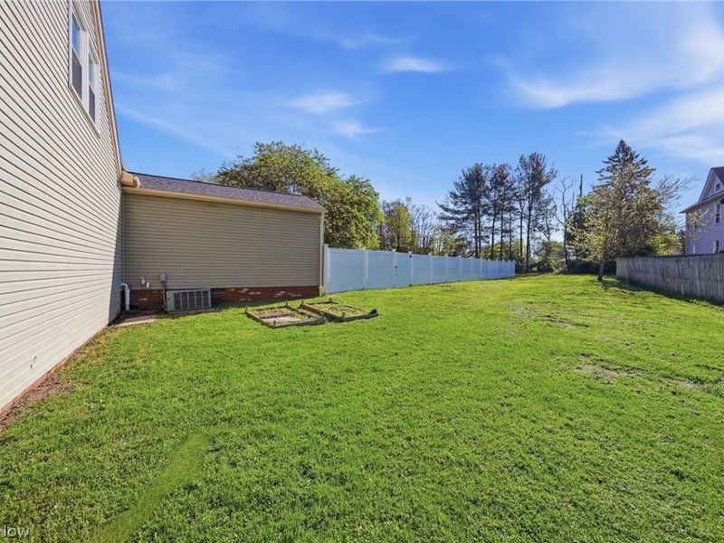 5140 Tanager Avenue NE, Canton, OH 44705 Photo 47