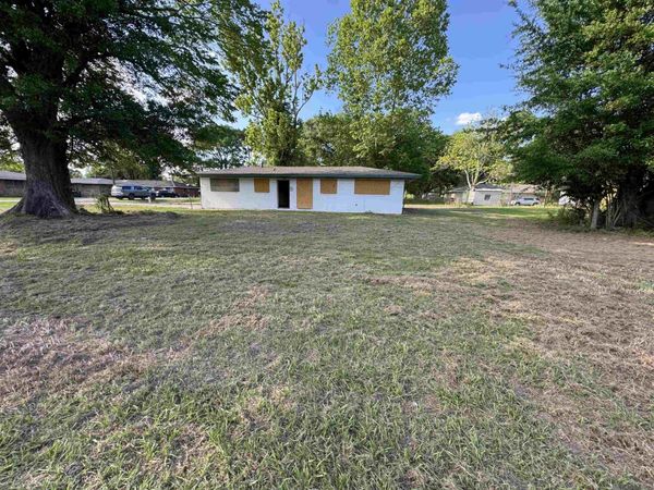 9910 Avenue B, Baton Rouge, LA 70807