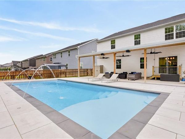 3207 White Ash Drive, Tipp City, OH 45371