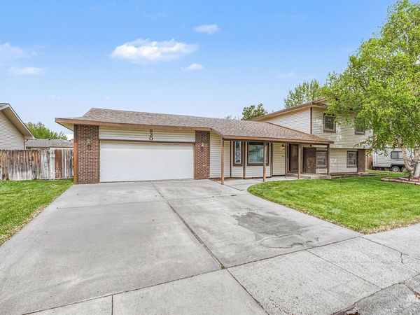 820 W 12th S., Mountain Home, ID 83647