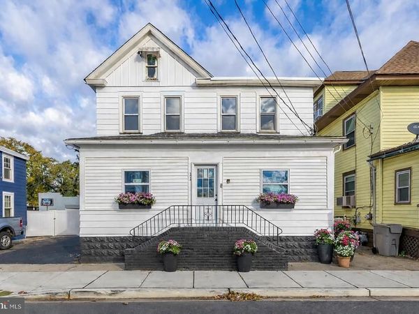 11 W WASHINGTON STREET , PAULSBORO, NJ 08066