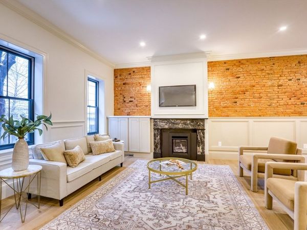 16 Chestnut Street, Boston, MA 02129