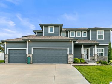 11114 Port Royal Drive, Papillion, NE 68046